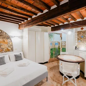 https://forte-07.it-tuscanyhotel.com